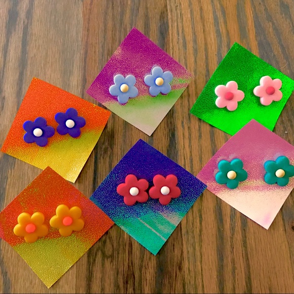 Earrings Flower Power Cheery Button - Picture 4 of 7